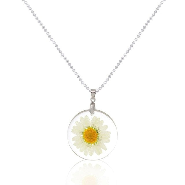 Transparent Resin Dried Flower Daisy Necklace